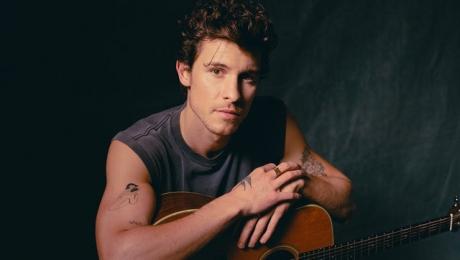 Shawn Mendes- On The Road Again 10/17